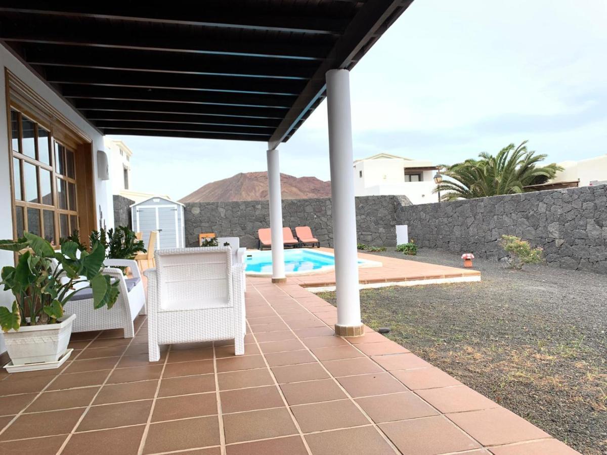 Villa Denise Yaiza  Eksteriør billede